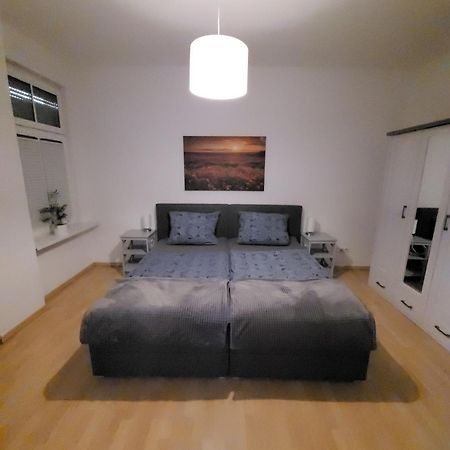 Wohnung In Oberhausen: Zentral & Ruhig, Eigener Eingang Oberhausen  Ngoại thất bức ảnh